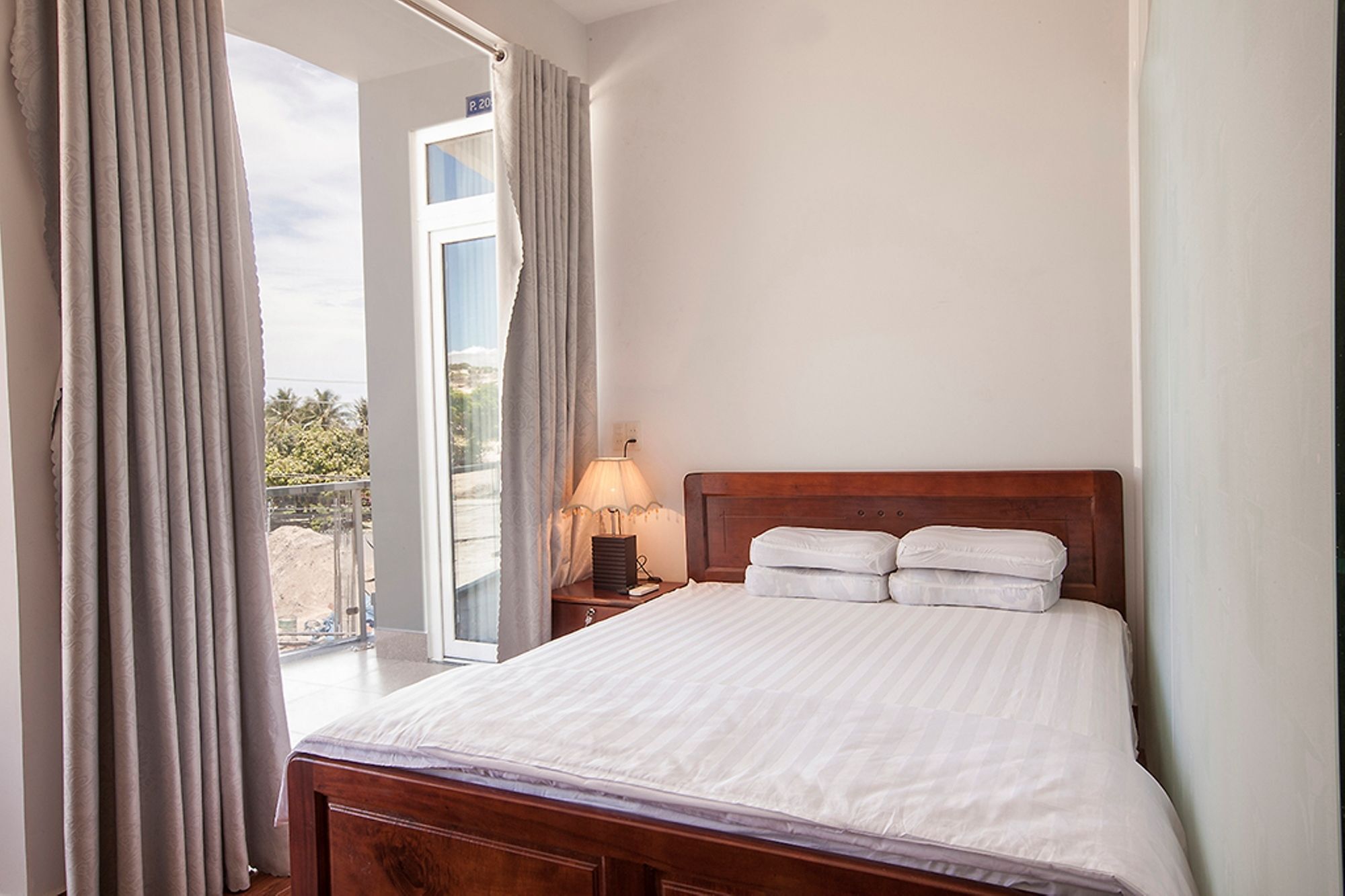 Phuong Nam Guest House Mui Ne Bagian luar foto